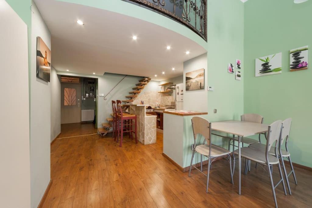 Main Street Apartment / Heart Of Bp Budapest Exterior photo