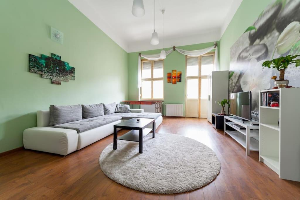Main Street Apartment / Heart Of Bp Budapest Exterior photo